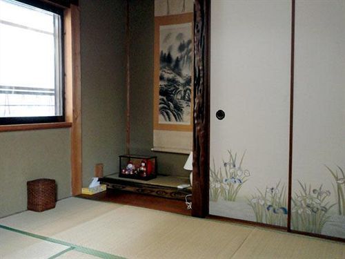 Guesthouse Higashiyama Kyoto Bagian luar foto